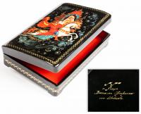 Gorgeous Footed Russian Lacquer Box from Kholui Signed on Verso - 2