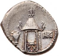 Q. Cassius Longinus. Silver Denarius (3.93 g), 55 BC - 2