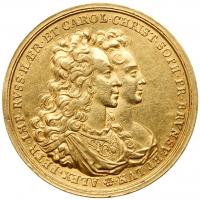 Medal of 20 Ducat weight. GOLD. 48 mm. 69.46 gm. Unknown engraver. On the Marriage of Tsarevich Alexei and Princess Charlotte, 1