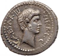 Octavian. Silver Denarius (4.19 g), 42 BC