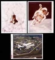 300 Space Shuttle Photos Including Many Great Earth Views From Dick Underwood In A Kodak Box