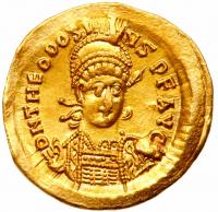 Theodosius II, AD 402-450. Gold Solidus (4.4g)