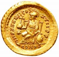 Theodosius II, AD 402-450. Gold Solidus (4.34 g) - 2