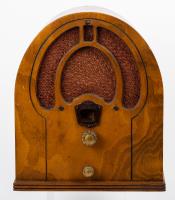 Philco Jr. Superheterodyne Model 80 Antique Cathedral Style Radio