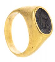 Excellent 2nd-3rd. Century Roman 23K Yellow Gold Ring with Deeply Carved Intaglio of a Warrior Facing Left