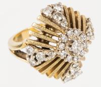 Lady's Outstanding 14K Yellow Gold and Diamond Ring, Mid-Century Design