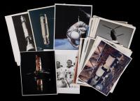 Official NASA Mercury, Gemini, Apollo, and Skylab Glossy Photograph Issues.