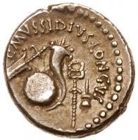 Julius Caesar. Silver Denarius (3.90 g), 42 BC - 2