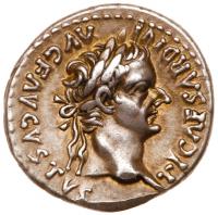 Tiberius. Silver Denarius (3.77 g), AD 14-37