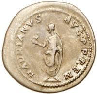 Divus Augustus. Silver Cistophorus (10.80 g), Restitution issue under Hadrian - 2