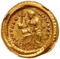 Theodosius II, AD 402-450. Gold Solidus (4.25 g) - 2