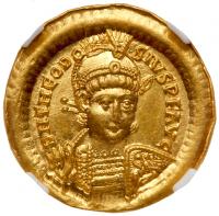 Theodosius II, 402-450 AD. Gold Solidus (4.47g)