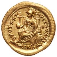 Theodosius II, 402-450 AD. Gold Solidus (4.48g) Superb EF - 2