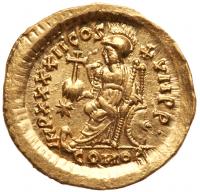 Theodosius II, 402-450 AD. Gold Solidus (4.32g) - 2