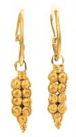 Roman High Karate Yellow Gold Earrings, 3rd-4th Century A.D. of Hoop Style Earrings Each with a Cluster of Grape Danglers