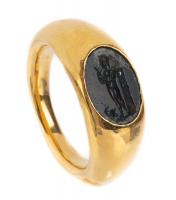 Modern, Exceptionally Well Made, 22K Karat Yellow Gold Ring with Ancient Roman Intaglio from 1st Century A.D.