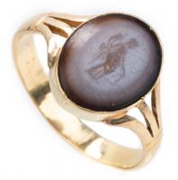 Ancient Sardonyx Intaglio of Fortuna Set in a Modern 14K Yellow Gold Ring