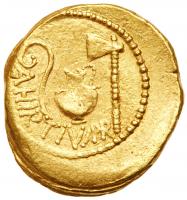 Julius Caesar. Gold Aureus (8.11 g), 46 BC VF - 2