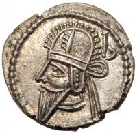 Vologases VI, AD 208-228. Silver Drachm (17 mm 3.71 g) Mint State