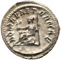 Philip I, 244-249 AD. Silver Antoninianus (22 mm 3.68 g) EF - 2