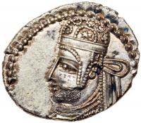 Parthian Kingdom. Sinatrukes(?). Silver Drachm (3.69 g), ca. AD 116 Mint State