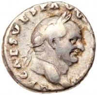 Vespasian. Silver Denarius (3.20 g), AD 69-79 Fine