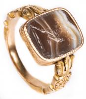 Banded Agate Intaglio of Venus and Cupid Set in 18K Yellow Gold Ring, Unisex