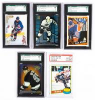 Total of 18 Wayne Gretzky Sports Cards, 12 Graded Cards 6 Ungraded