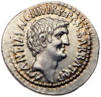 Mark Antony & Octavian. Silver Denarius (3.7 g), 41 BC