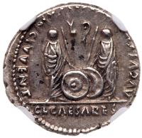 Augustus, 27 BC-AD 14. Silver Denarius (3.85 g), Mint of Lugdunum 2 BC- AD 12. - 2