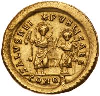 Theodosius II with Valentianian III Gold Solidus (4.47 g), AD 402-450 - 2