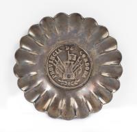 Worldwide. Silver Dish with Argentina-Cordoba 8 Reales of 1852 at Base