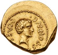 Octavian, with Julius Caesar. Gold Aureus (8.11 g), 43 BC Choice VF - 2