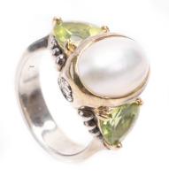 Ladies 14K Yellow Gold, Sterling Silver Mabe Pearl and Green Topaz Ring.