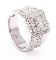 Men's 18K White Gold and 3 Carat Diamond Ring of Fine Quality, a Winner for Any Occasion.