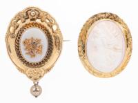 Two Vintage Pins in 10 and 12K Yellow Gold: Shell Cameo and a Lovely Victorian Style Pin - 2