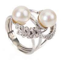 Ladies Vintage Pearl Ring in 14K White Gold and Diamond Accents in an Elegant Foliate Design