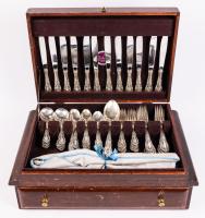 Beautiful Chest of Sterling Silver Flatware by Towle Sterling. "King Richard" Pattern Designed in 1932, 114 Pieces