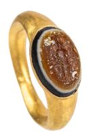 Outstanding High Karat Yellow Gold Roman Ring with Ancient Banded Agate Intaglio of a Goddess
