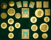 Iran. Mohamed Reza Shah gold Coronation Presentation Set, MS2535 (1976) Choice B