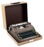 Extremely Clean Smith Corona Silent Portable Manual Typewriter in Original Case