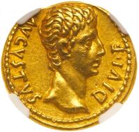 Augustus, 27 BC - AD 14. Gold Aureus (7.85 g) minted at Lugdunum, 15-13 BC