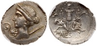 Julius Caesar. Dictator 49 BC, assassinated 44 BC. Silver Denarius (4.04g) 20 mm