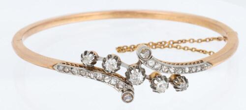 Beautiful 18K Victorian Hinged Bangle Bracelet Rose Cut and Old Mine Cut Diamonds. A Wonderful Piece