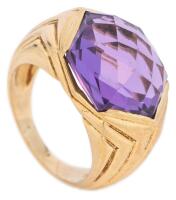 Ladies Dramatic 18K Yellow Gold and Amethyst Ring. A Stunning Hexagonal, Harlequin Faceted Amethyst That Dazzles