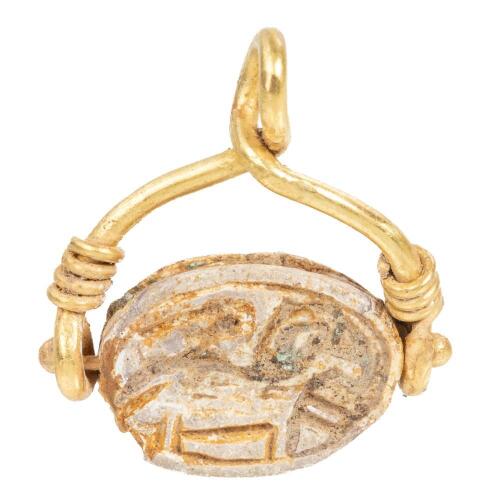 Ladies High Karat Yellow Gold and Scarab Pendant, Late Egyptian Period