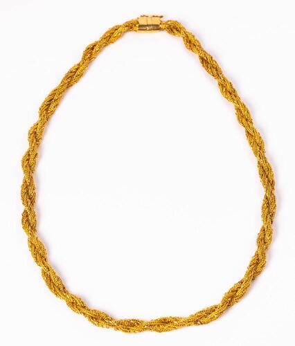 Magnificent 22K Yellow Gold Necklace of Exceptional Quality Totaling Almost 3 Ounces.