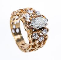 Ladies 14K Yellow Gold and Diamond Dinner Ring Centered with a <3/4> Carat Marquis Cut Diamond Surrounded by 6 Accent Diamonds