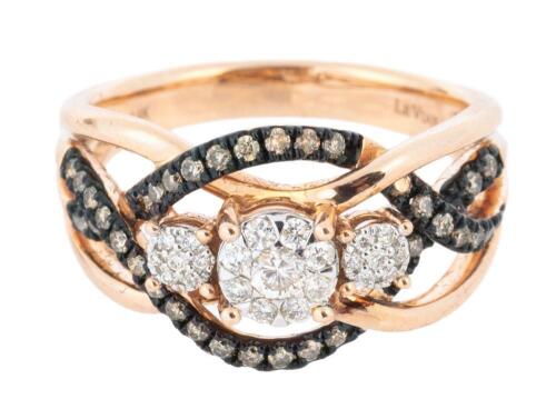 Ladies 14K Yellow Gold and Diamond Ring with an Unsual Design