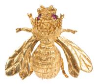 Another Fine 14K Yellow Gold Honeybee but Without any Precious or Semi-Precious Stone Except the Eyes